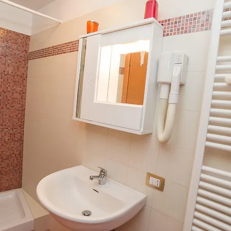 Borghetto Tio Pepe Ξενοδοχείο με διαμερίσματα 3*